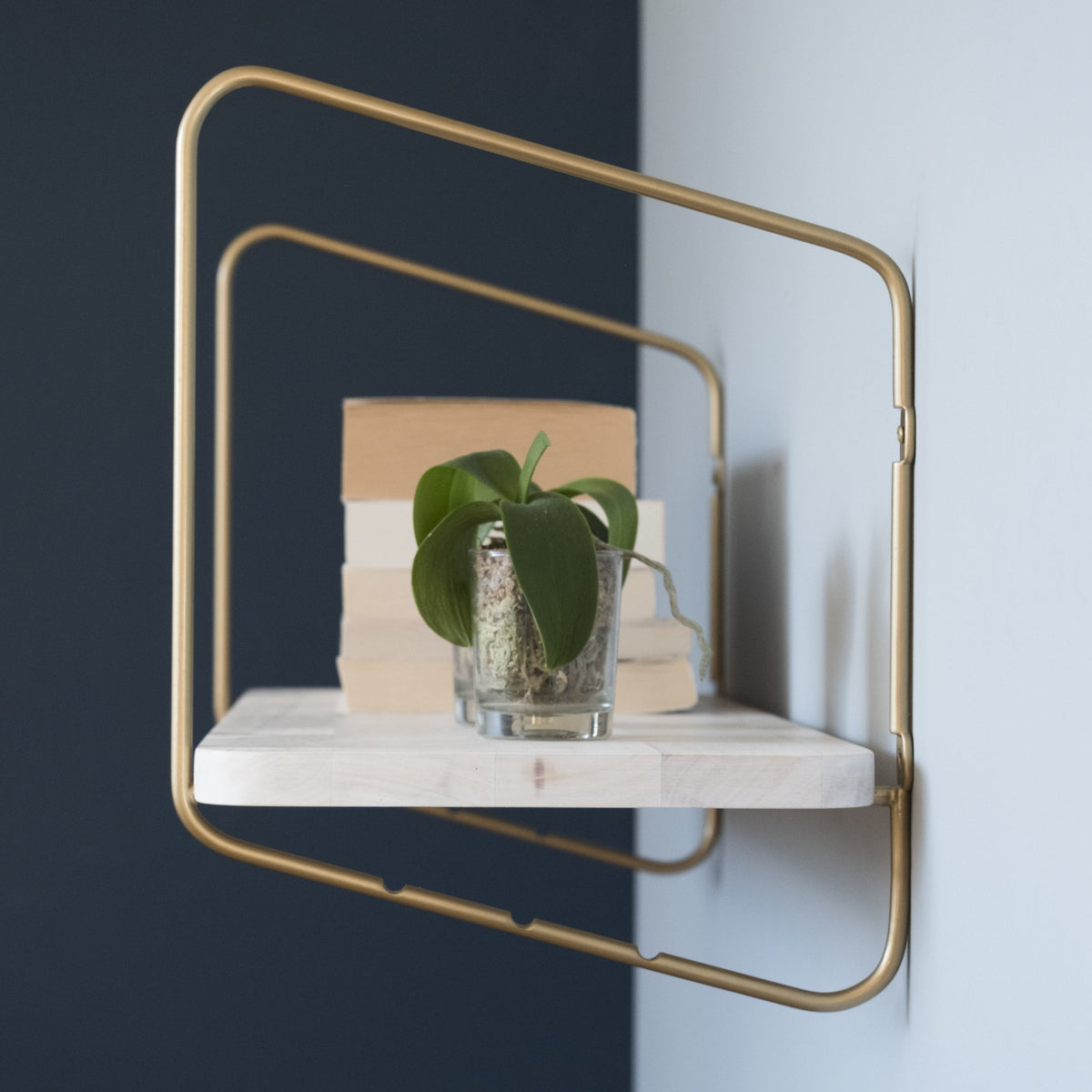 Nomad Wall Shelf / 94x24 cm / Gold / White - FÓLK Reykjavik