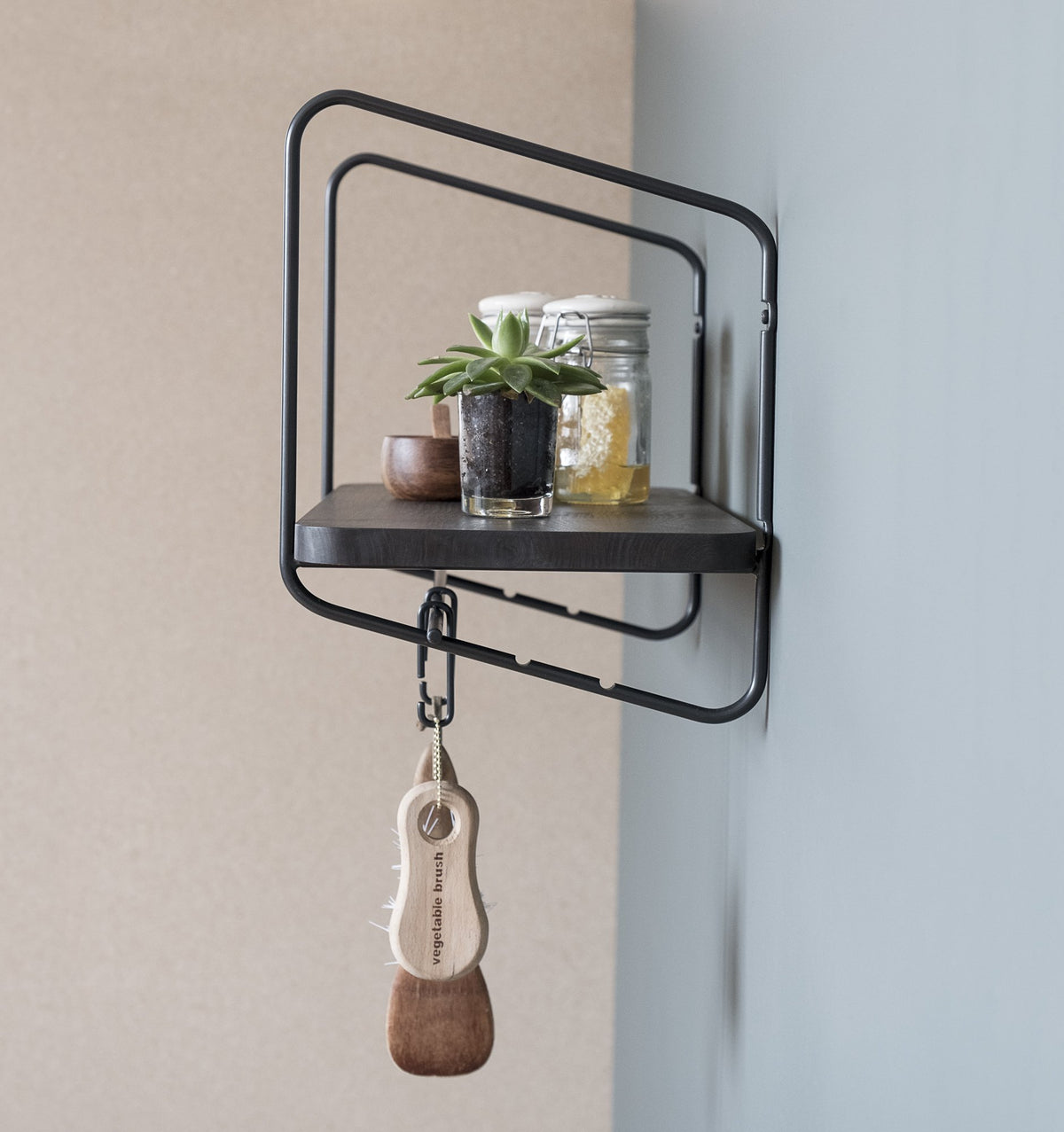 Nomad Wall Shelf / 94x24 cm / Black / Black - FÓLK Reykjavik