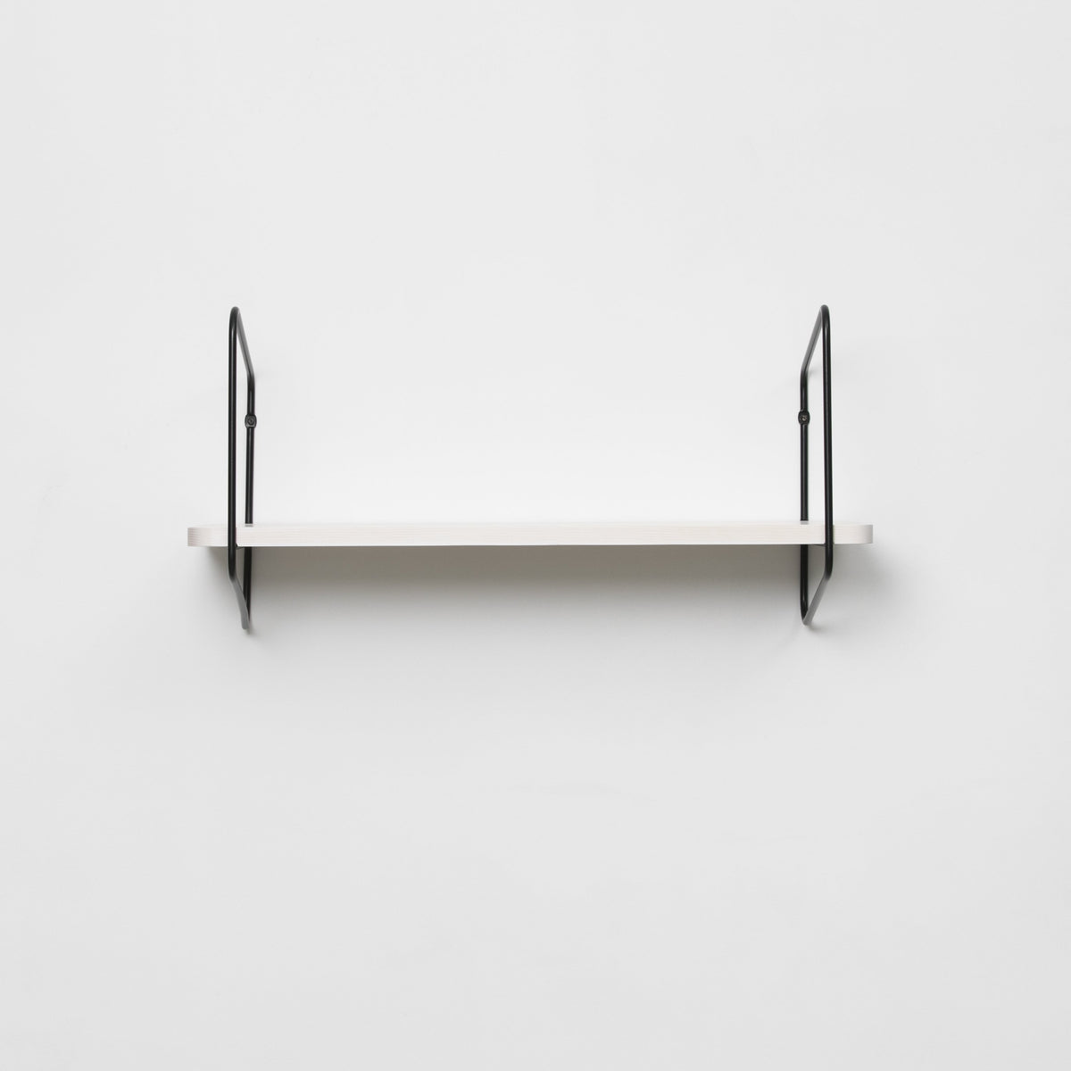 Nomad Wall Shelf / 68x24 cm / Black / White - FÓLK Reykjavik